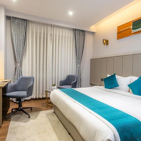 De Crown Inn Jogikuti المظهر الخارجي الصورة