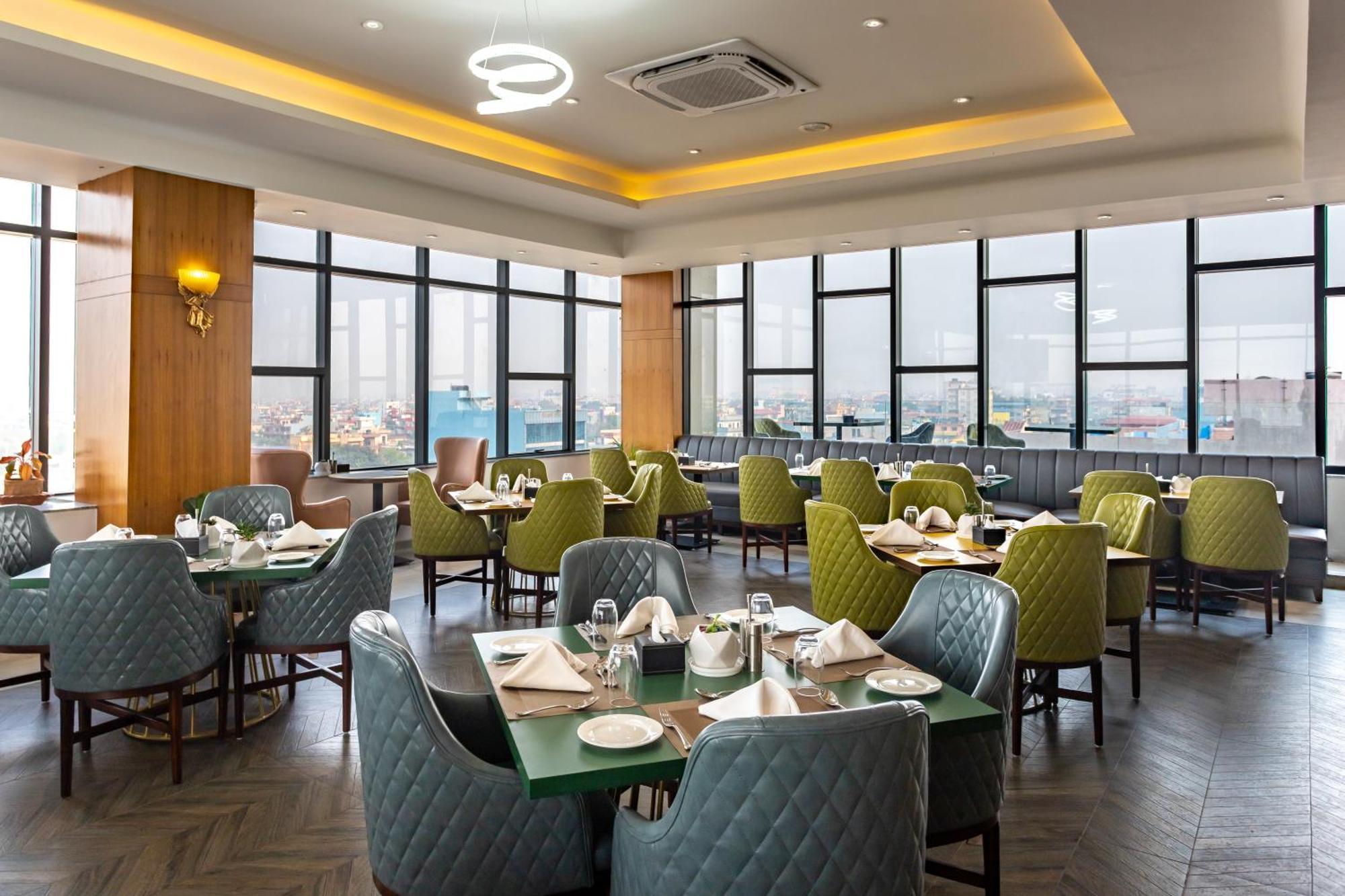De Crown Inn Jogikuti المظهر الخارجي الصورة