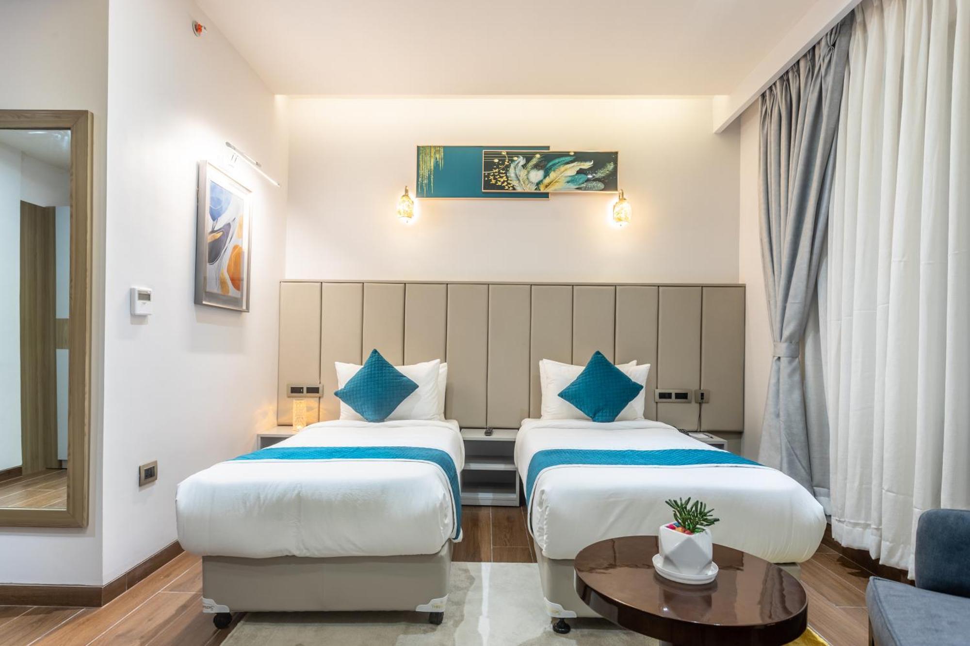 De Crown Inn Jogikuti المظهر الخارجي الصورة